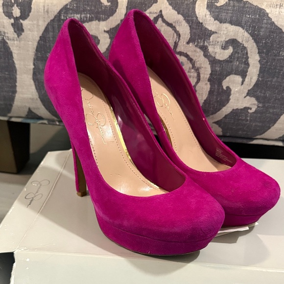 Jessica Simpson Vibrant Pink Suede Heels - Picture 1 of 2